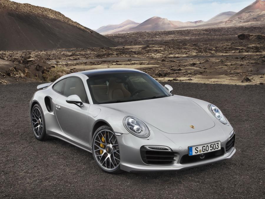  Porsche 911 Turbo S 2013 года  (фото 13 из 30)